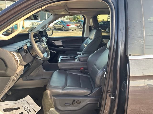 Certified 2025 Ford Expedition Active AWD/4WD image 76