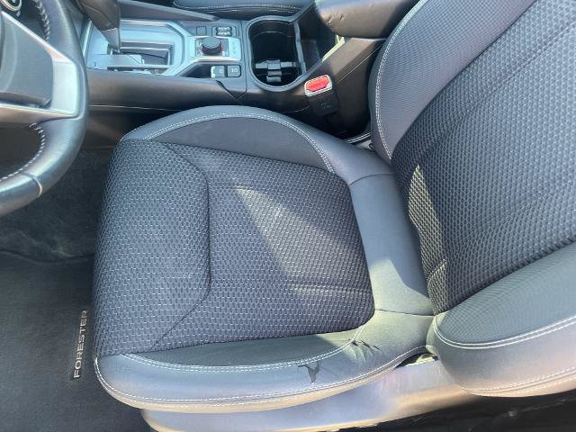Used 2021 Subaru Forester Premium AWD/4WD image 17