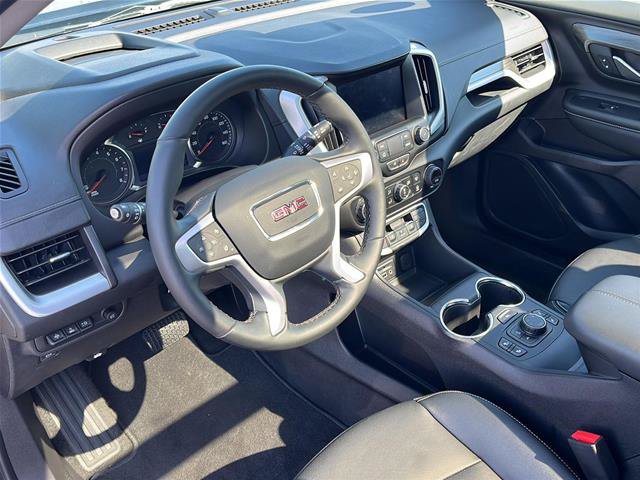 Used 2024 GMC Terrain SLT w/ Tech Package AWD/4WD image 7