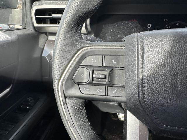 Used 2025 Toyota Tacoma TRD Sport AWD/4WD image 28