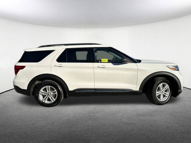 Certified 2020 Ford Explorer XLT w/ Equipment Group 202A AWD/4WD image 16