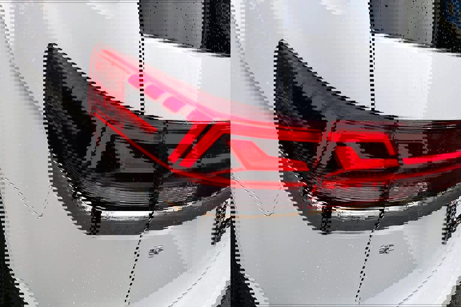 Used 2025 Volkswagen Atlas SE image 26