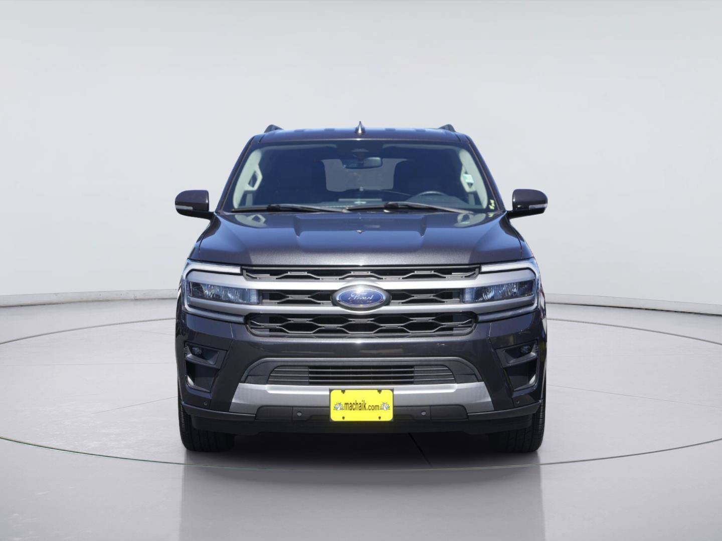 Certified 2022 Ford Expedition XLT RWD image 3