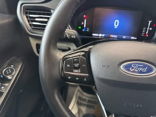 Certified 2023 Ford Escape Active AWD/4WD image 29