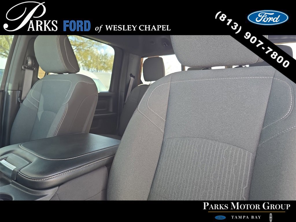 Used 2024 RAM 2500 Tradesman w/ Chrome Appearance Group image 18