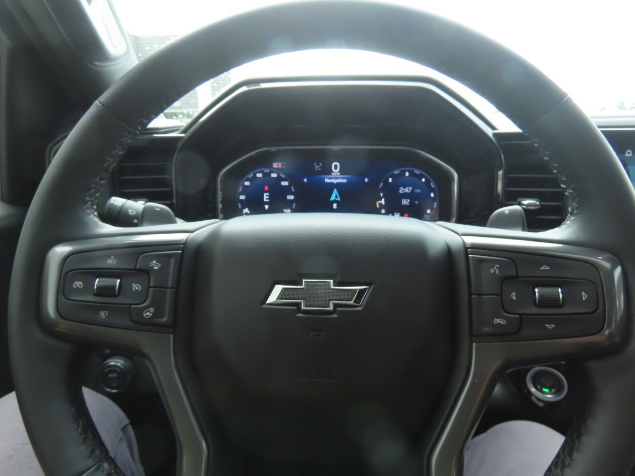 Used 2024 Chevrolet Silverado 1500 ZR2 w/ Technology Package AWD/4WD image 27