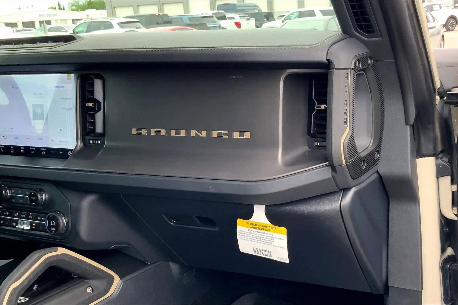 Certified 2025 Ford Bronco Badlands AWD/4WD image 18