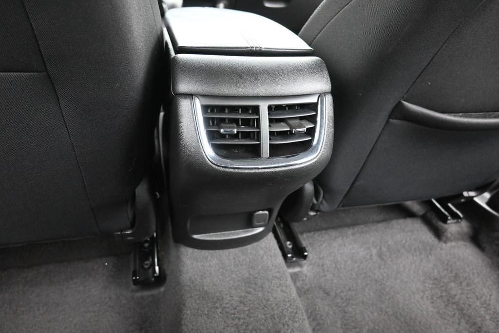 Used 2025 Chevrolet Malibu LT FWD image 27