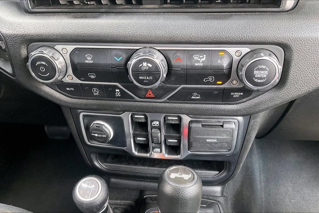 Used 2024 Jeep Wrangler Unlimited Sport AWD/4WD image 36