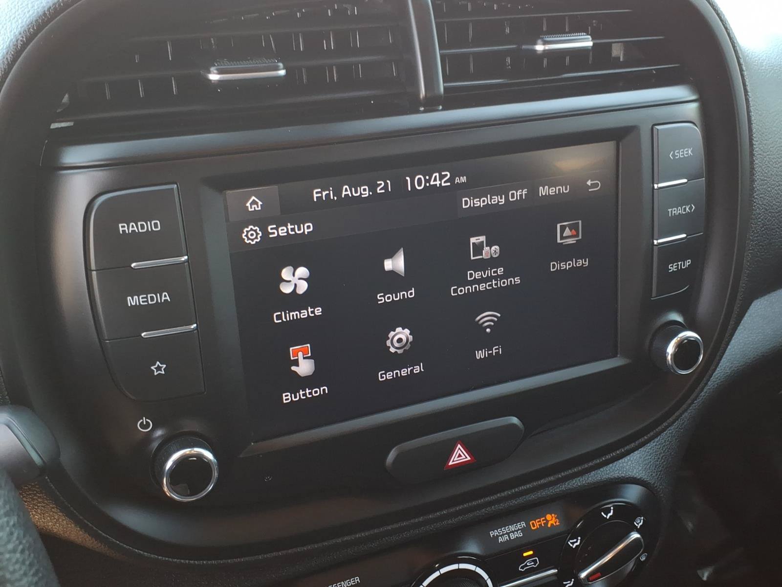 Used 2023 Kia Soul LX w/ LX Technology Package FWD image 19