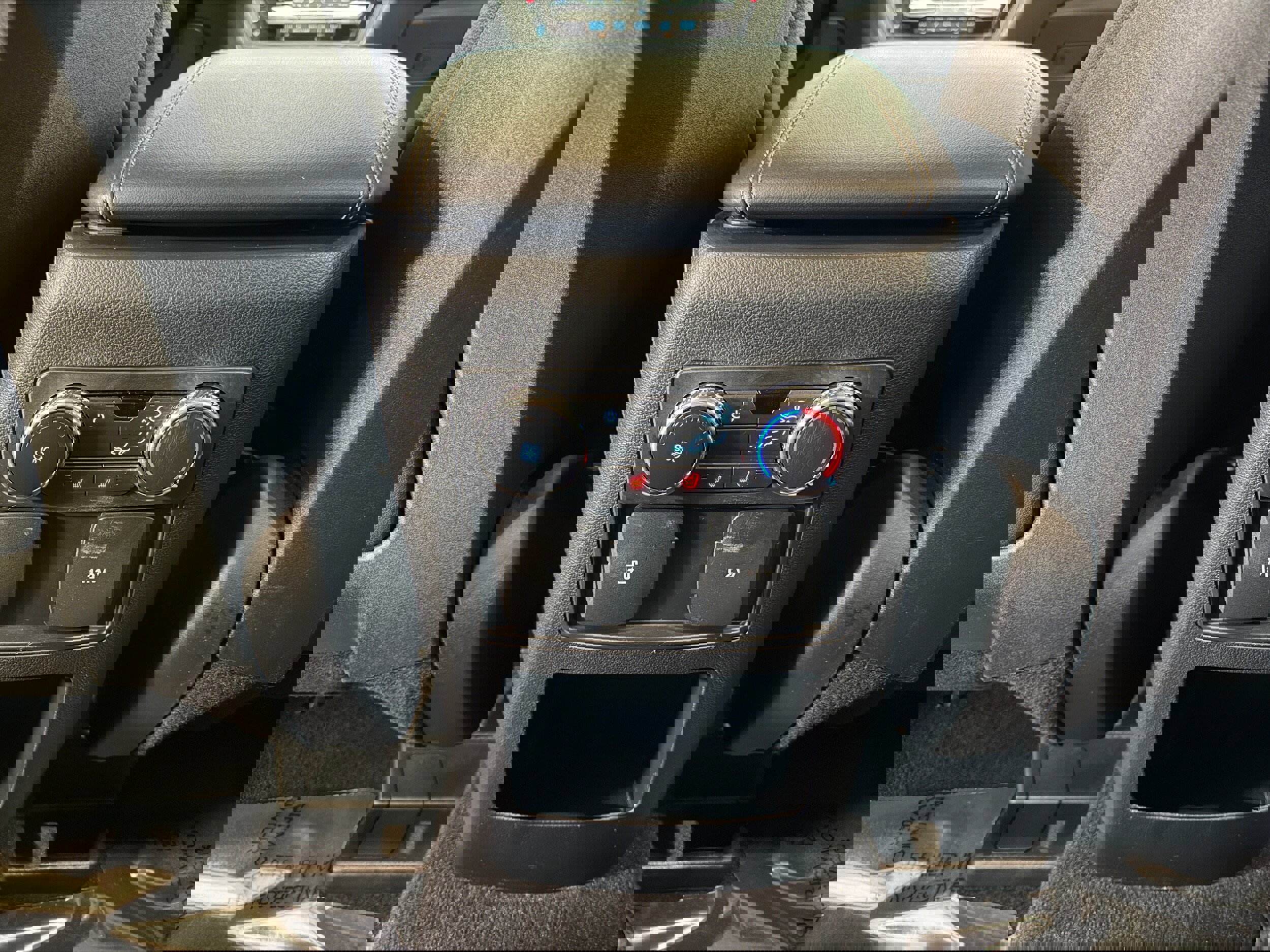 Certified 2020 Ford Explorer XLT w/ Equipment Group 202A image 14