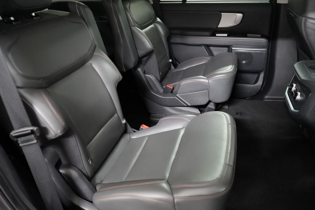 Certified 2025 Ford Expedition Active AWD/4WD image 22