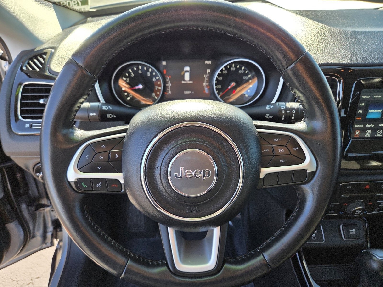 Used 2020 Jeep Compass Latitude image 18