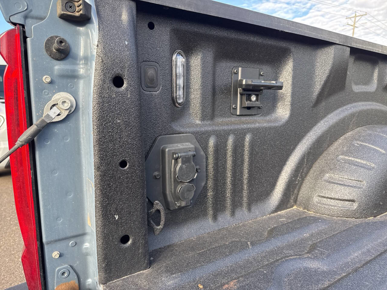 Certified 2023 Ford F250 Lariat w/ Tremor Off-Road Package image 12