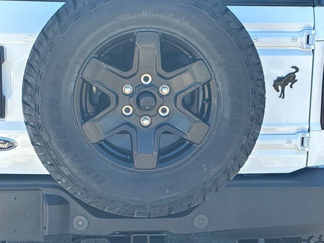 Certified 2025 Ford Bronco Outer Banks w/ Black Appearance Package AWD/4WD image 14