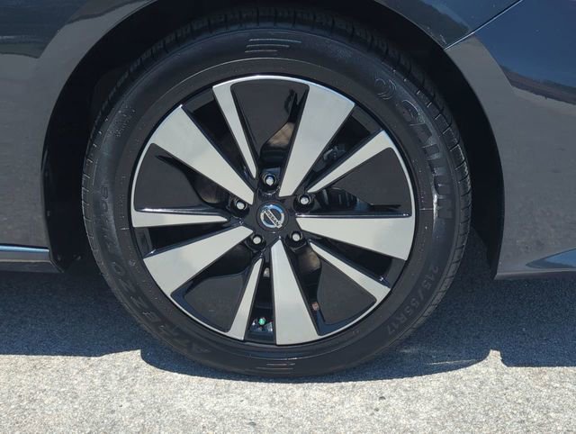 Used 2022 Nissan Altima 2.5 SV FWD image 12