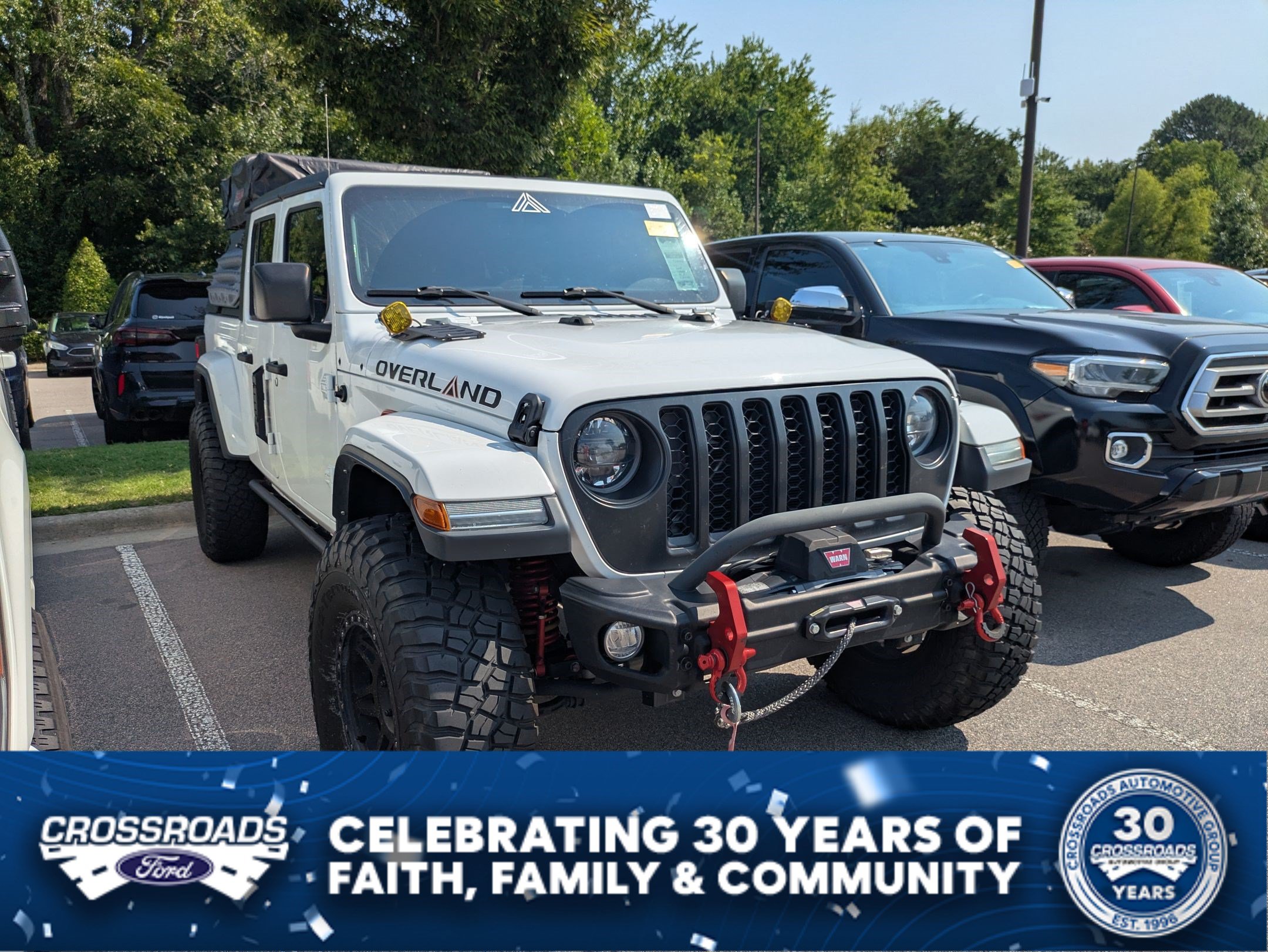 Used 2023 Jeep Gladiator Sport AWD/4WD video 1