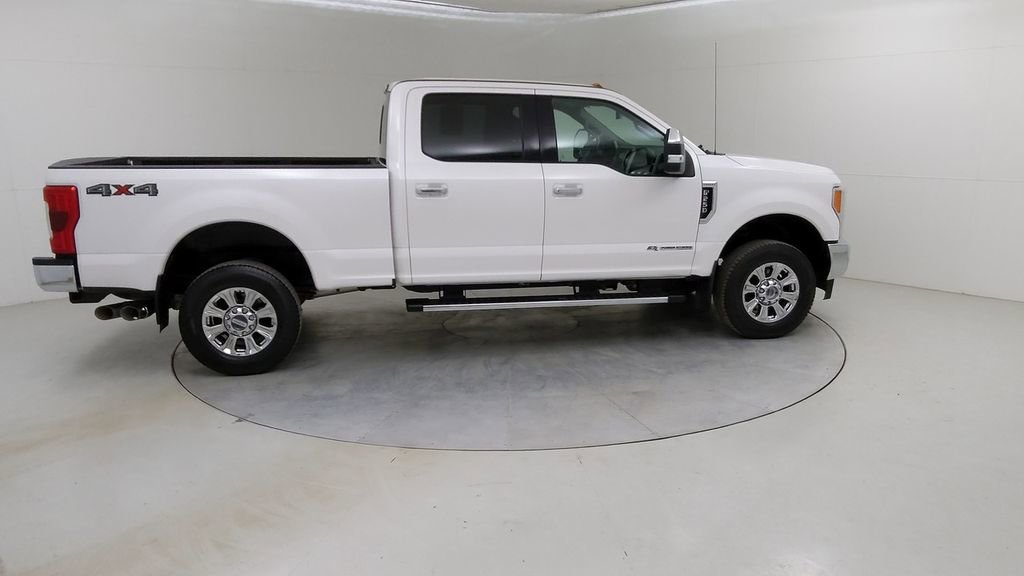 Certified 2018 Ford F250 Lariat w/ Chrome Package image 13
