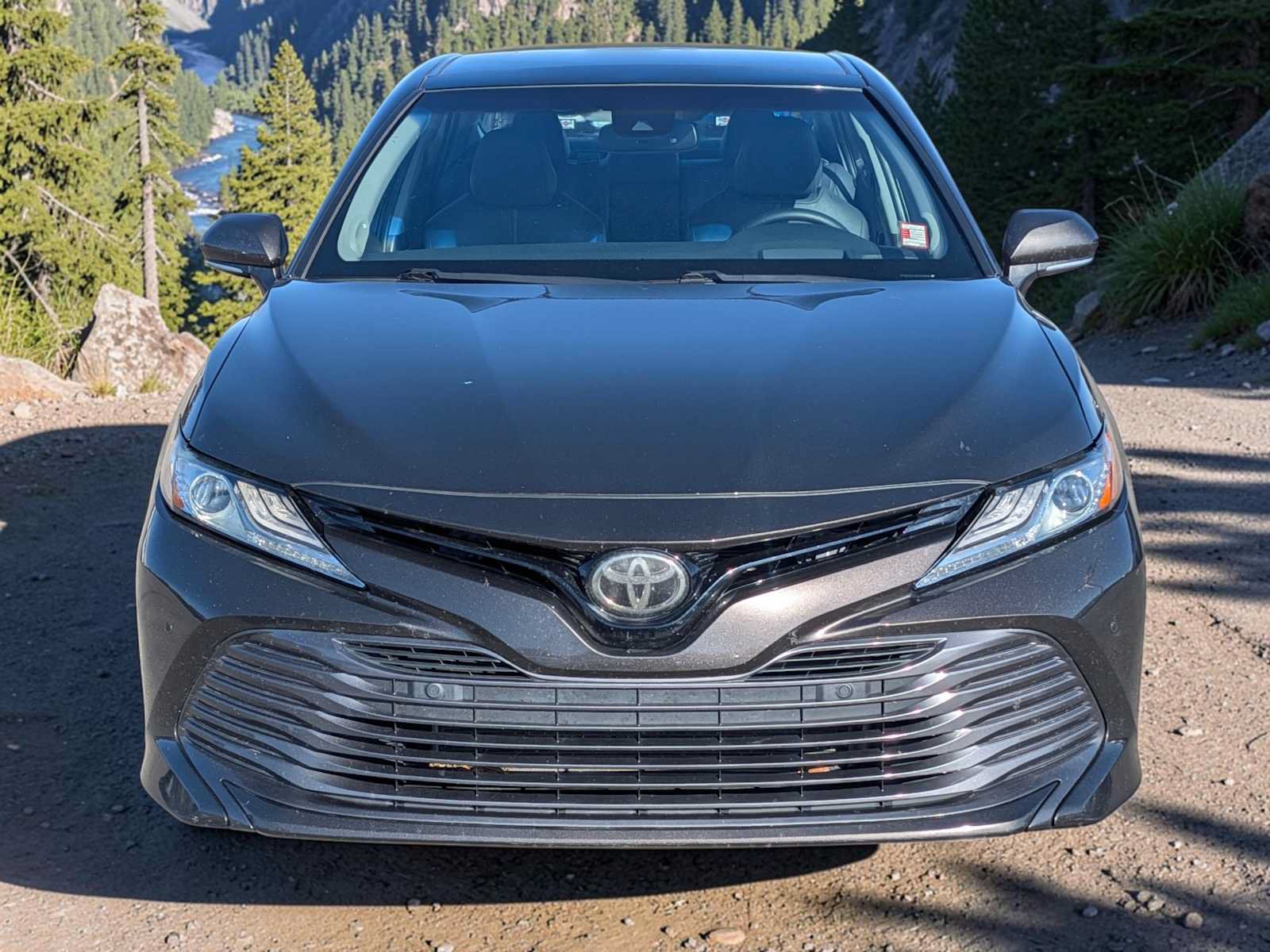 Used 2018 Toyota Camry XLE FWD image 9