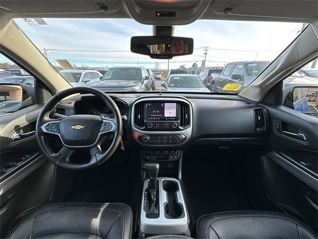 Used 2020 Chevrolet Colorado LT w/ Luxury Package image 16