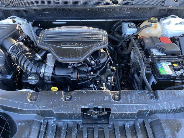 Used 2019 Chevrolet Blazer Premier w/ Sun and Wheels Package image 32