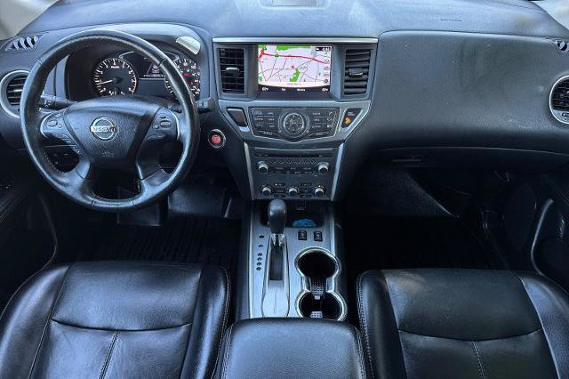 Used 2020 Nissan Pathfinder SL FWD image 5