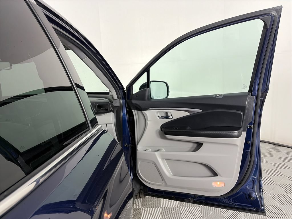 Used 2022 Honda Ridgeline RTL-E image 30