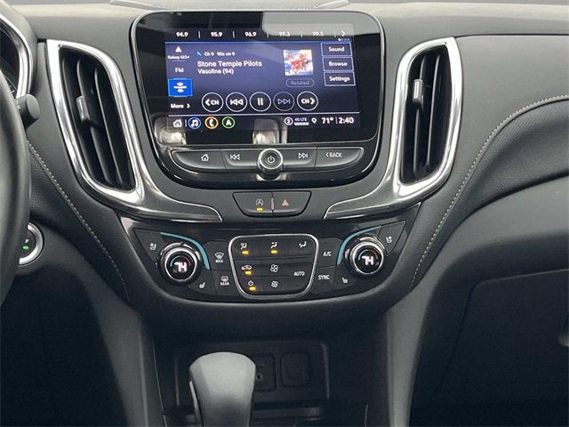 Used 2024 Chevrolet Equinox Premier image 16