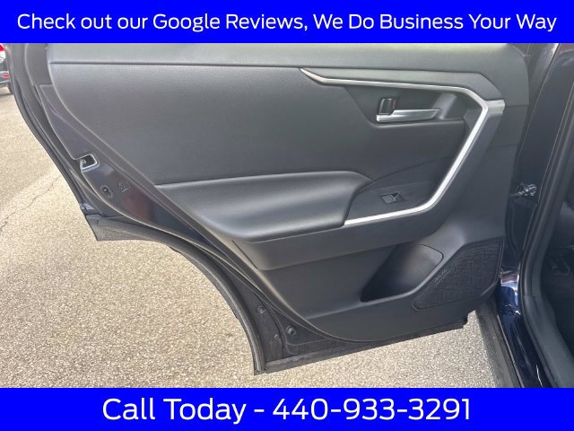 Used 2024 Toyota RAV4 XLE AWD/4WD image 19