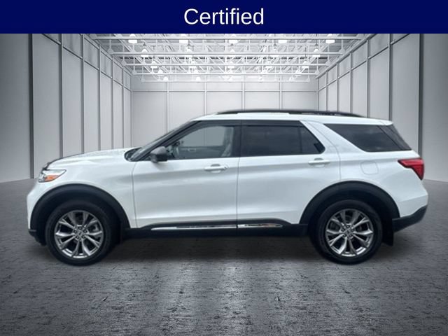 Certified 2023 Ford Explorer XLT w/ Equipment Group 202A AWD/4WD image 3