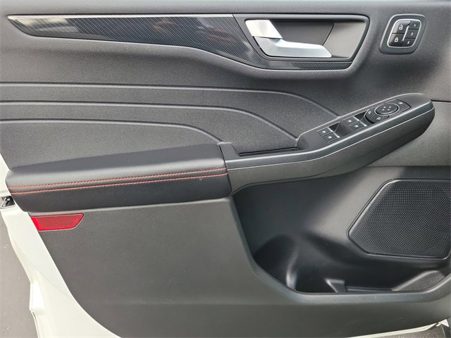 Certified 2023 Ford Escape ST-Line Select w/ Tech Pack #2 image 11