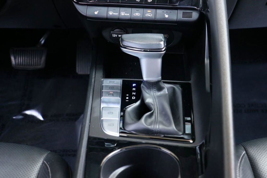 Used 2024 Hyundai Elantra Limited FWD image 26