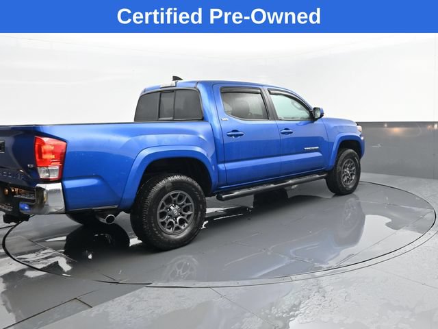 Used 2017 Toyota Tacoma SR5 w/ Exterior Package AWD/4WD image 20