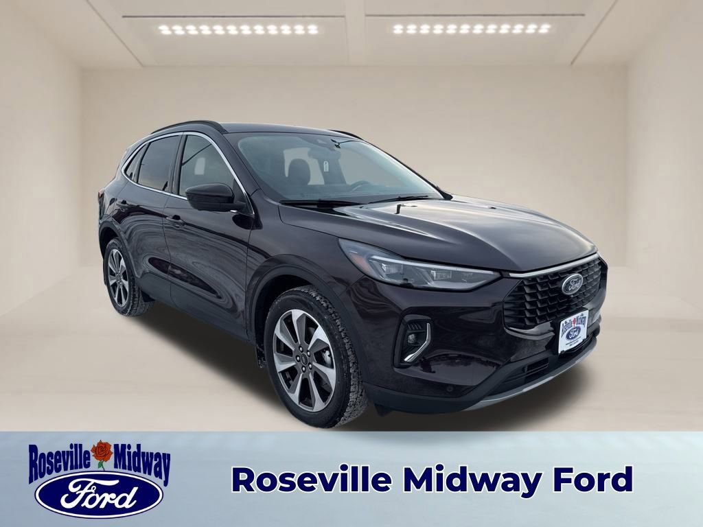 Certified 2023 Ford Escape Platinum w/ Premium Technology Package