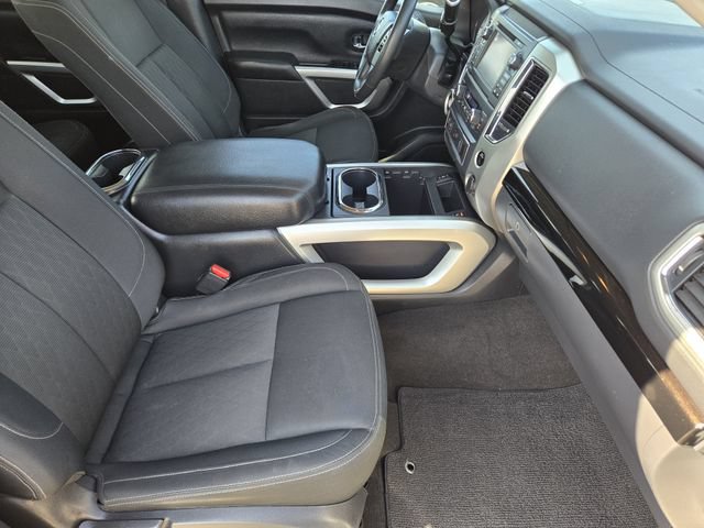 Used 2017 Nissan Titan SV RWD image 14