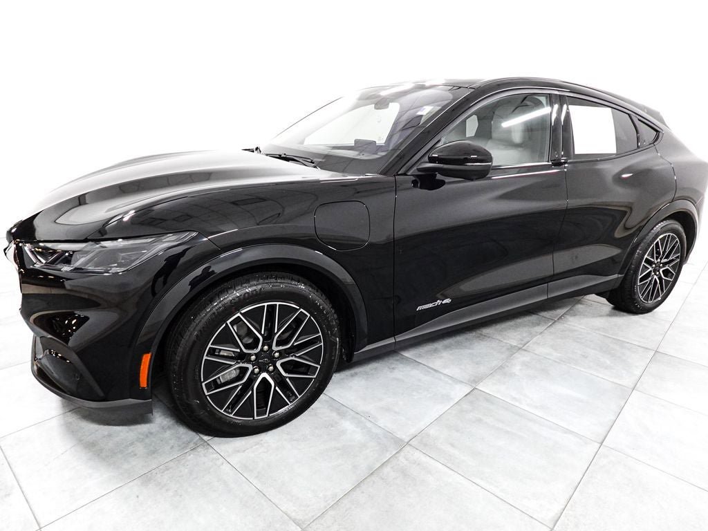 Certified 2025 Ford Mustang Mach-E Premium AWD/4WD image 4