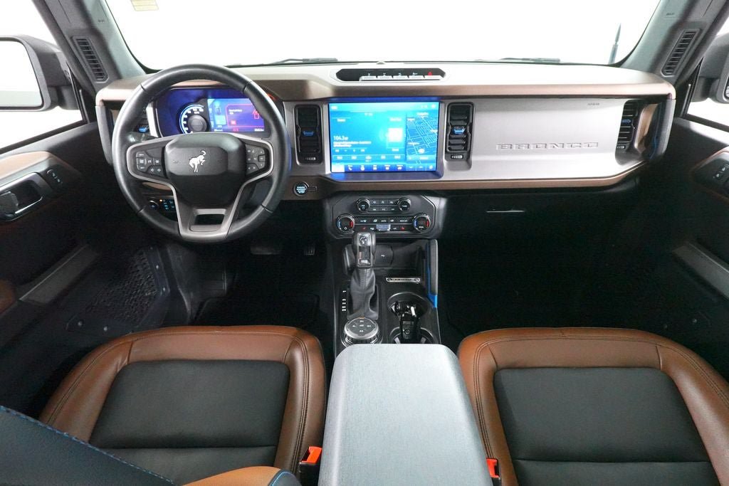 Certified 2023 Ford Bronco Outer Banks w/ Sasquatch Package AWD/4WD image 13