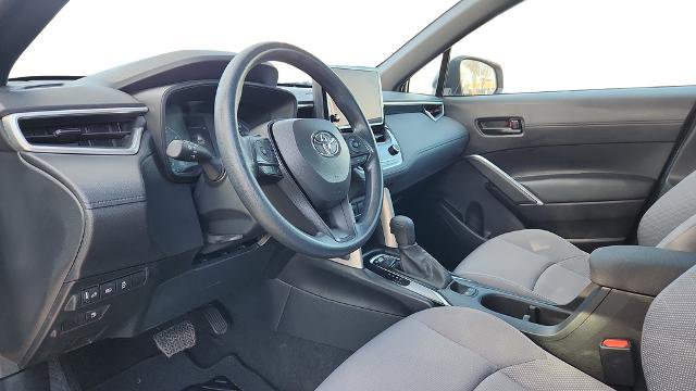 Used 2024 Toyota Corolla Cross AWD Hybrid image 9