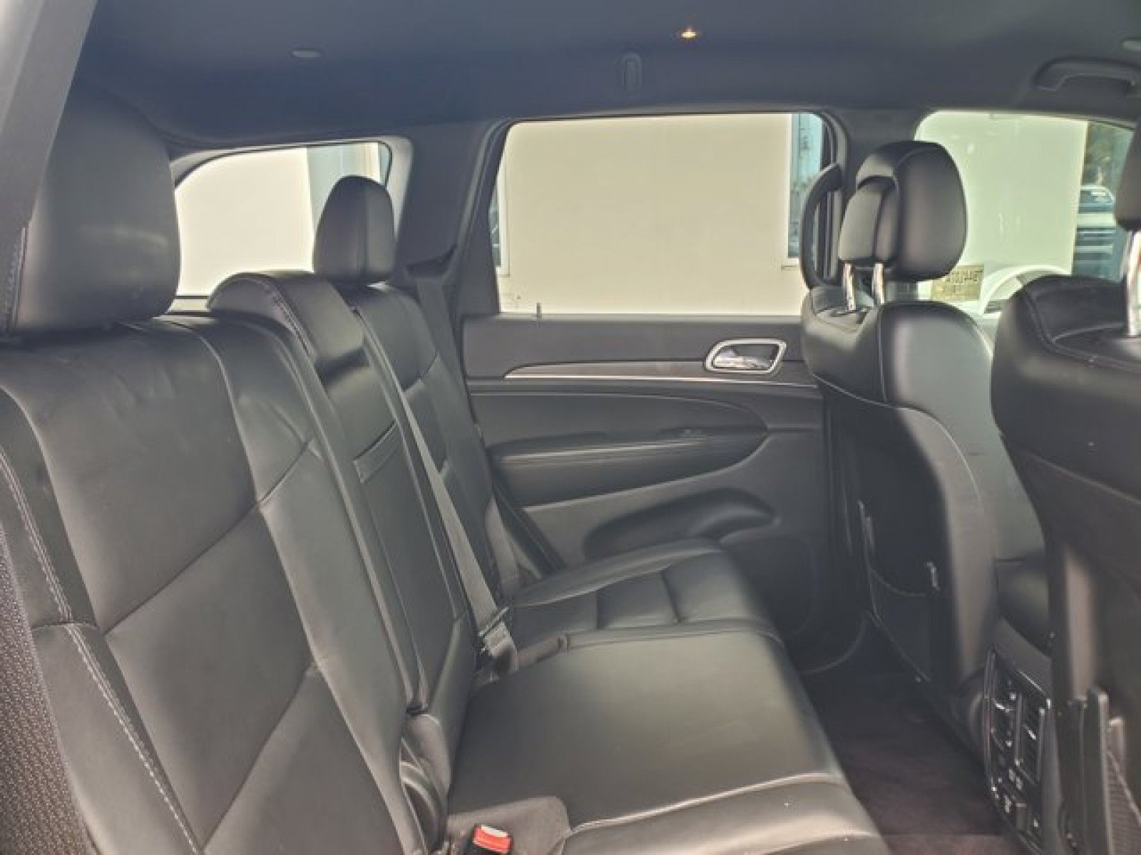 Used 2018 Jeep Grand Cherokee Limited w/ Trailer Tow Group IV RWD image 31