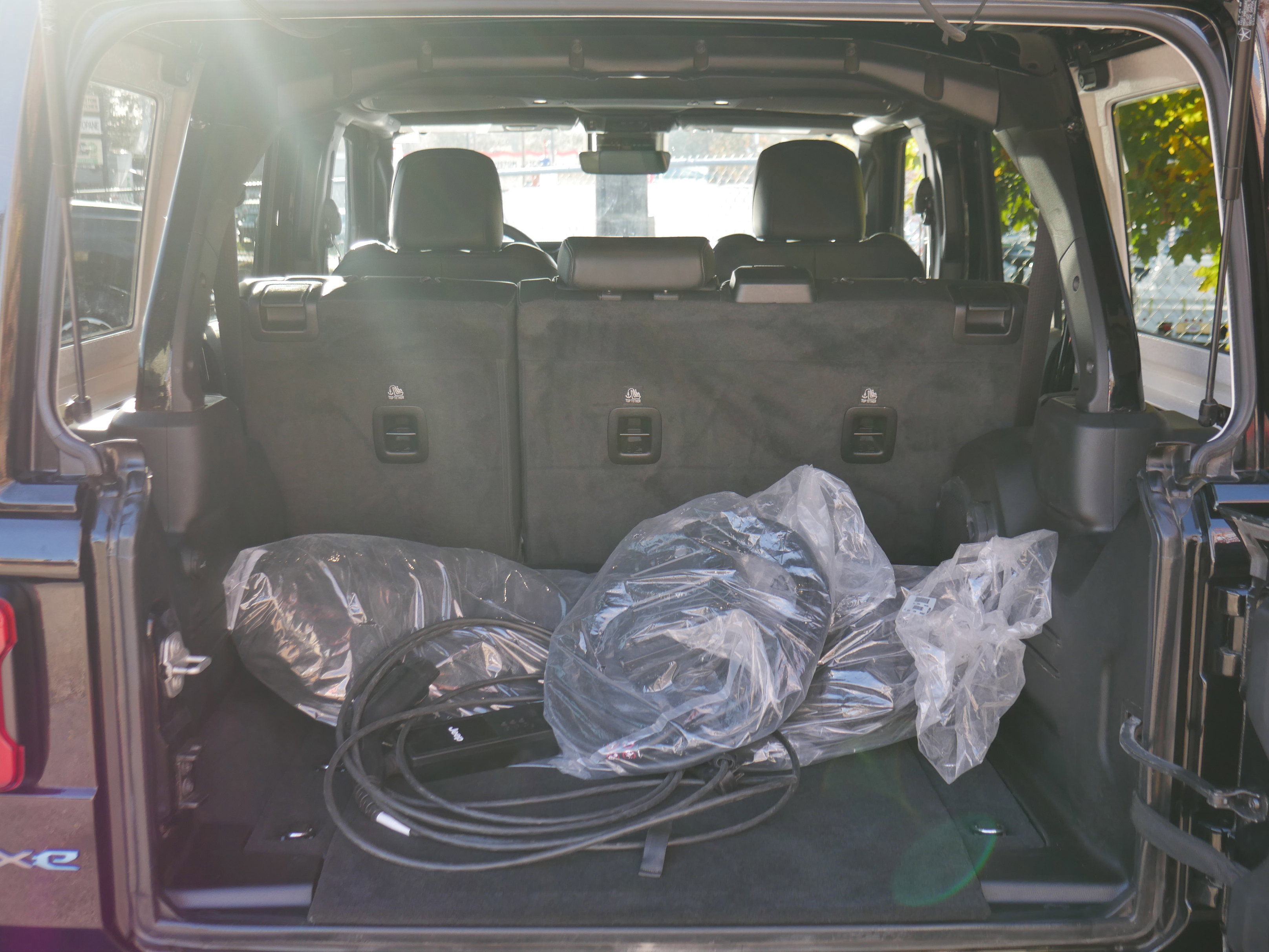 Used 2024 Jeep Wrangler High Altitude image 33