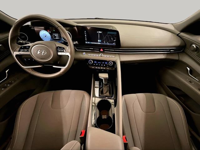 Used 2023 Hyundai Elantra SEL w/ Convenience Package FWD image 14