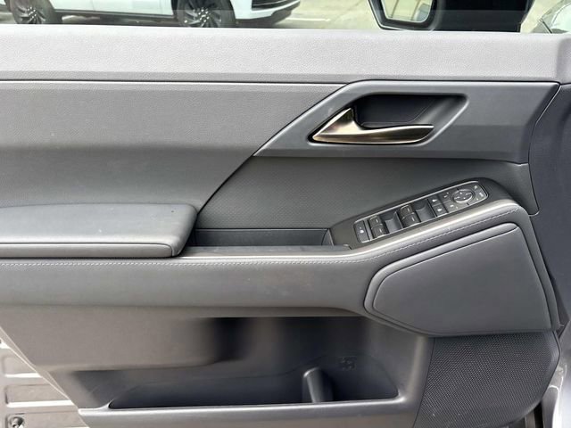 Used 2025 Lexus GX 550 w/ Accessory Package (2T) AWD/4WD image 25