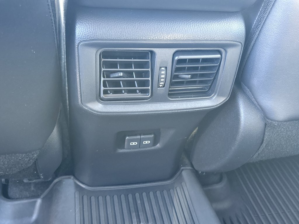 Used 2023 Toyota RAV4 XLE Premium AWD/4WD image 20