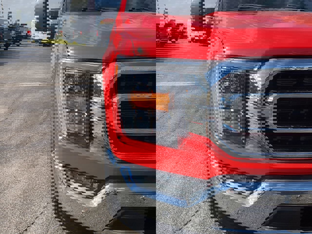 Certified 2022 Ford F150 XLT w/ Equipment Group 302A High image 10