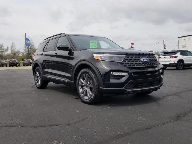Certified 2023 Ford Explorer XLT w/ Equipment Group 202A AWD/4WD image 7