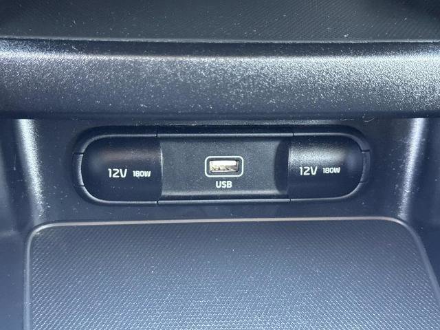 Used 2023 Kia Forte LXS image 17