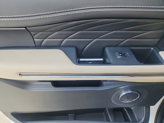 Certified 2023 Ford Expedition Max Platinum AWD/4WD image 26