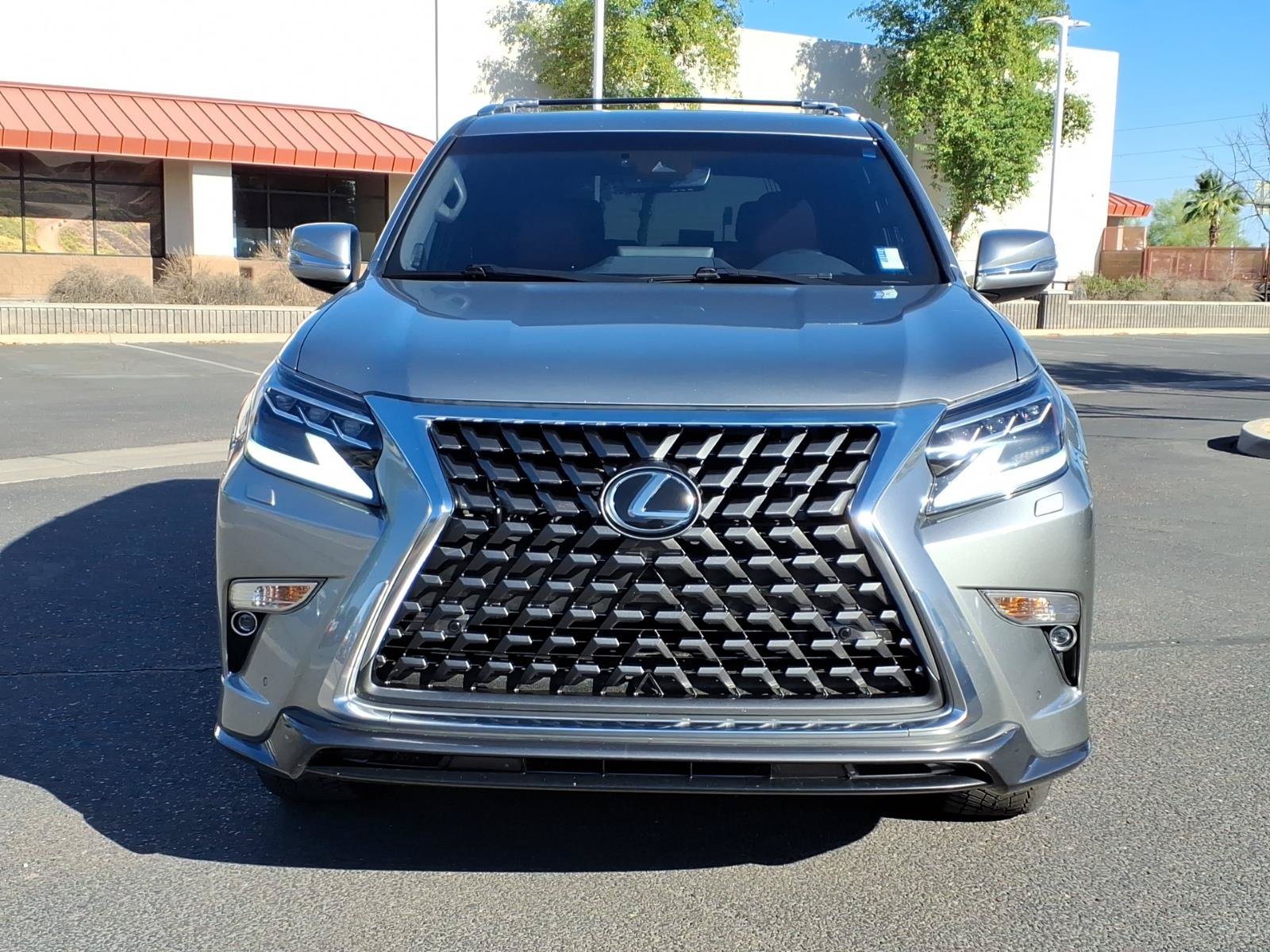 Used 2023 Lexus GX 460 Premium w/ Accessory Package AWD/4WD image 2