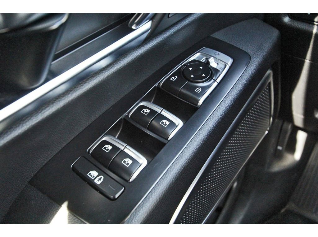 Used 2022 Kia Telluride SX w/ SX Prestige Package image 22