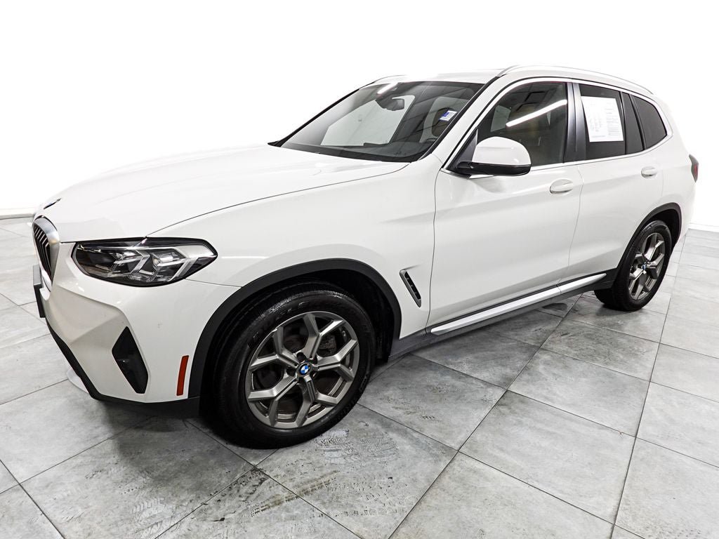 Used 2023 BMW X3 xDrive30i w/ Premium Essential Package AWD/4WD image 4